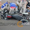 Acidente com carro de luxo deixa casal de motociclista com ferimentos graves em Maringá Foto 4 Fotos de Acidente com carro de luxo deixa casal de motociclista com ferimentos graves em Maringá