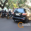 Acidente com carro de luxo deixa casal de motociclista com ferimentos graves em Maringá Foto 13 Fotos de Acidente com carro de luxo deixa casal de motociclista com ferimentos graves em Maringá