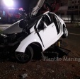 Fotos de Amigos morrem após carro bater contra poste, em Maringá