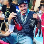 Cabeleireiro de 23 anos é executado com onze tiros de pistola 9mm em Sarandi Foto 6 Fotos de Cabeleireiro de 23 anos é executado com onze tiros de pistola 9mm em Sarandi