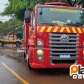 Fotos de Carro atinge poste e deixa passageira ferida em Maringá
