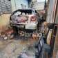 Fotos de Carro fica destruído após pegar fogo no quintal de residência em Sarandi