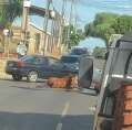 Fotos de Cavalos são puxados por carro da prefeitura de Sarandi