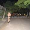 Fotos de Policias são aplaudidos pela população após perseguição e troca de tiros que terminou com um jovem baleado em Maringá