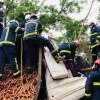 Fotos de Grave - motorista fica preso nas ferragens de caminhão na PR-317