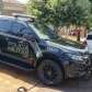 Fotos de Sarandi; homens armados invadem casa, expulsam mulheres e ateiam fogo na residência