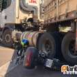 Fotos de Motociclista fica ferido após colisão com carreta em Maringá