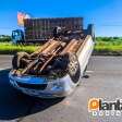 Fotos de Motorista é fechado por caminhão, perde controle e capota na BR-376, em Sarandi