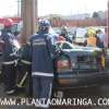 Fotos de Motorista fica preso entre ferragens após carro bater em poste, em Maringá