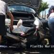 Mulher fica com pé preso em ferragens após acidente entre moto e carro, em Maringá Foto 2 Fotos de Mulher fica com pé preso em ferragens após acidente entre moto e carro, em Maringá