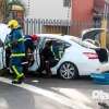 Mulher fica ferida após acidente entre dois carros em Maringá Foto 7 Fotos de Mulher fica ferida após acidente entre dois carros em Maringá