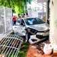 Fotos de Suspeitos com carro roubado causam acidente e quase provocam uma tragédia em Maringá