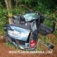 Fotos de Três pessoas ficam feridas após veículos baterem e capotarem em Maringá