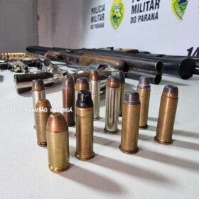 Dono de disk cerveja é preso com oito armas de fogo em Maringá Foto 5 Fotos de Dono de disk cerveja é preso com oito armas de fogo em Maringá