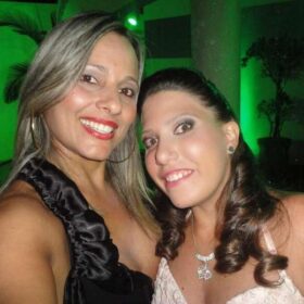 Mãe e filha moradoras de Sarandi morrem em acidente a caminho de Porto Rico Foto 1 Fotos de Mãe e filha moradoras de Sarandi morrem em acidente a caminho de Porto Rico