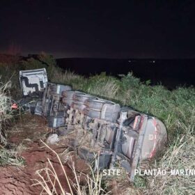 Fotos de Motorista morre após bater carro de frente com carreta na Região de Maringá