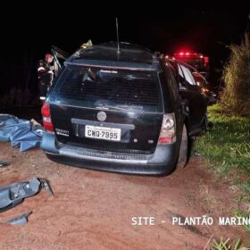 Fotos de Motorista morre após bater carro de frente com carreta na Região de Maringá