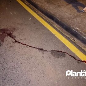 Fotos de Motociclista na contramão é intubado após invadir preferencial e bater contra carro em Maringá