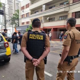 Perseguição policial termina em acidente em Maringá Foto 1 Fotos de Perseguição policial termina em acidente em Maringá