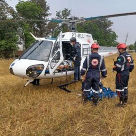 Fotos de Trabalhador de 21 anos tem pé triturado por máquina de ração