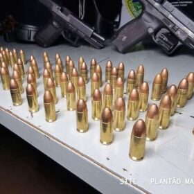 Fotos de Polícia prende quadrilha e apreende várias armas em Maringá