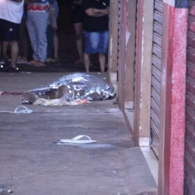 Fotos de Atentado a tiros em bar deixa um morto e outro baleado nesta sexta-feira
