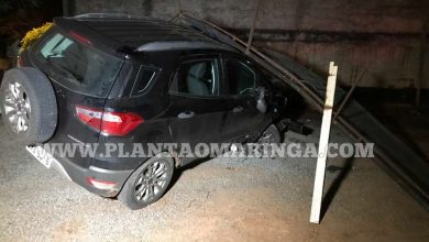 Fotos de Adolescente com carro furtado bate em motociclista em Maringá