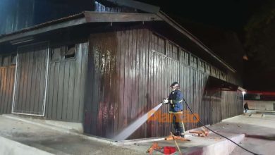 Fotos de Amigos e homens do corpo de bombeiros evitam incêndio e a destruição do Teatro Reviver Magó em Maringá