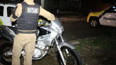 Fotos de Após perseguição, motociclista é preso por tráfico em Maringá
