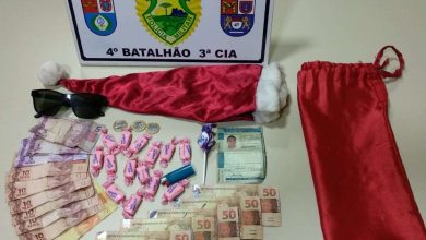 Fotos de De férias curtindo o carnaval Papai Noel é preso com dinheiro falso em Itambé