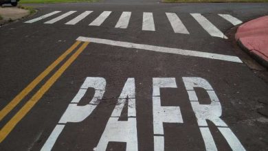 Fotos de Erro de ortografia na sinalização em rua de Maringá vira piada: PAER
