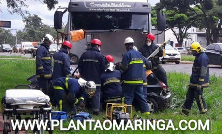 Fotos de Fisioterapeuta de 34 anos fica gravemente ferida após colisão com caminhão em Maringá