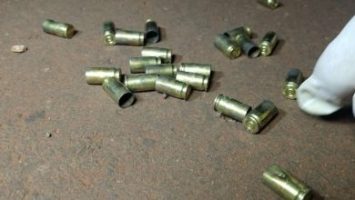 Fotos de GM recolhe 26 cápsulas deflagradas de pistola 9mm em rua do Jardim Imperial em Sarandi