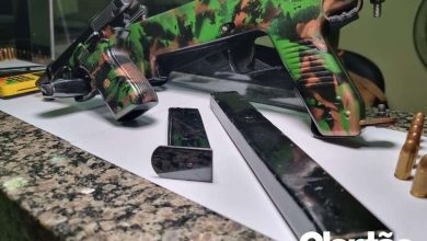 Fotos de Homem com passagem por homicídio é preso com submetralhadora e pistola em Sarandi