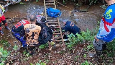 Fotos de Homem é socorrido de helicóptero após acidente com moto de trilha