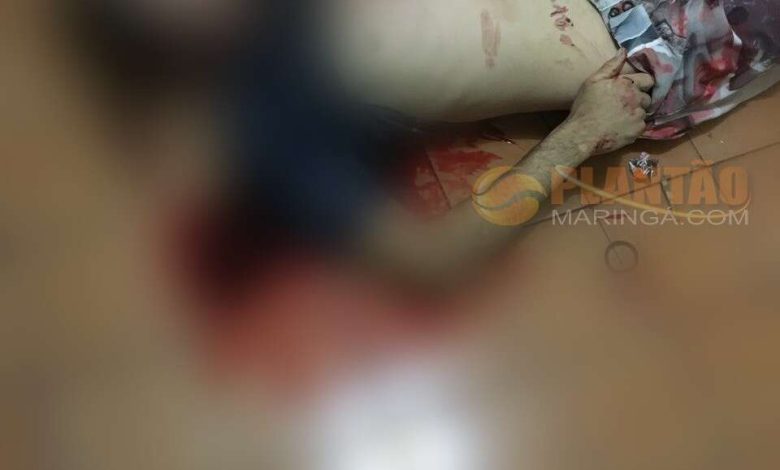 Fotos de Homem encapuzado invade residência e executa jovem de 23 anos, com 18 tiros em Maringá