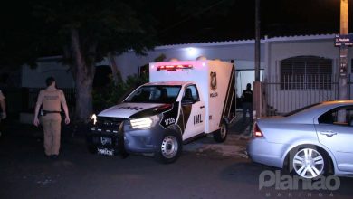 Fotos de Homens encapuzados invadem casa e matam jovem com tiros de espingarda calibre 12, em Maringá