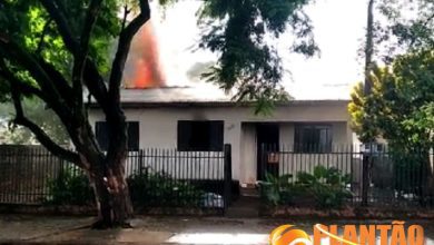 Fotos de Incêndio atinge residência em Maringá e duas mulheres uma delas gestante inalaram fumaça