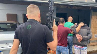 Fotos de Irmãos são presos acusados de tentativa de homicídio