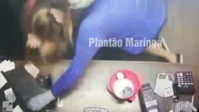 Fotos de Ladrão agride funcionárias com coronhadas durante assalto, em Mandaguaçu; vídeo