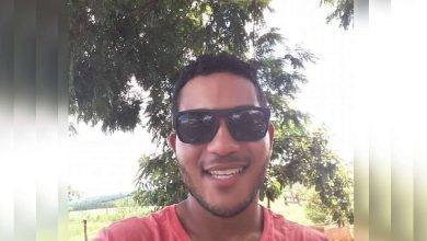 Fotos de Motociclista morre após bater na traseira de máquina agrícola em Pulinópolis