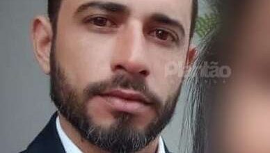 Fotos de Motociclista sofre traumatismo craniano grave após atropelar gari em Maringá