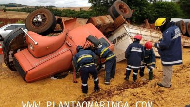 Fotos de Motorista fica preso nas ferragens após colisão envolvendo moto e carreta entre Água Boa e Doutor Camargo