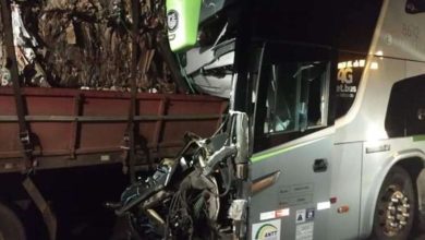 Fotos de Ônibus que tinha como destino Maringá, se envolve em acidente com morte na BR-369