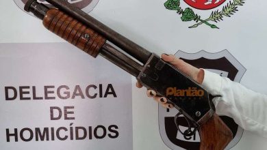 Fotos de Polícia Civil localiza espingarda calibre 12 utilizada no homicídio do conjunto Odwaldo Bueno Neto, em Maringá