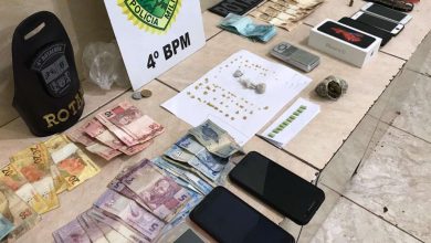 Fotos de Polícia Militar apreende traficante, droga e dinheiro no conjunto joão de barro e zona sete em Maringá
