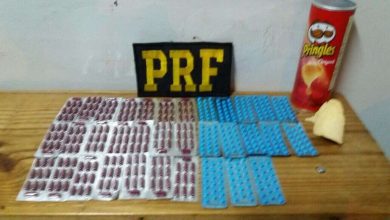 Fotos de PRF apreende remédios do Paraguai escondidos em embalagem de batatas fritas
