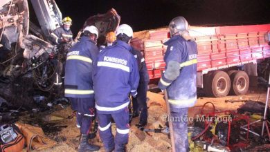 Fotos de Resgate dramático: caminhoneiro fica preso às ferragens por mais de 3 horas depois de acidente