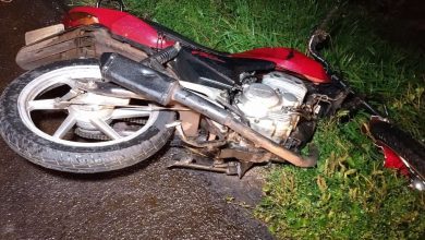 Fotos de Tratorista que furtava pedra na rodovia PR-323, causa grave acidente entre Água Boa e Doutor Camargo