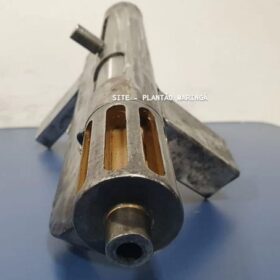 Fotos de Homem se apresenta à polícia, confessa ter matado jovem e entrega arma do crime, em Maringá